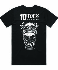 Alternative view of 10 Toes Shark in a glass